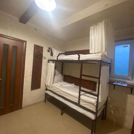 Hostel Danylo Halytskyi Lviv Buitenkant foto